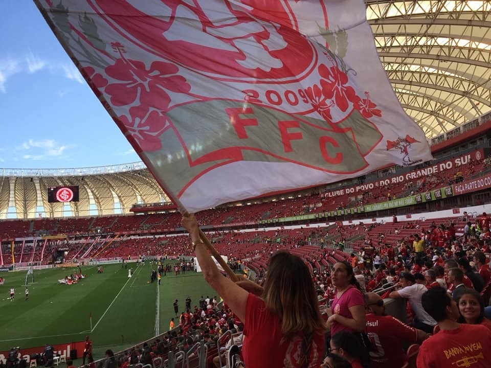 Rádio Grenal - E hoje é o dia dele, o homem de mil vozes, que