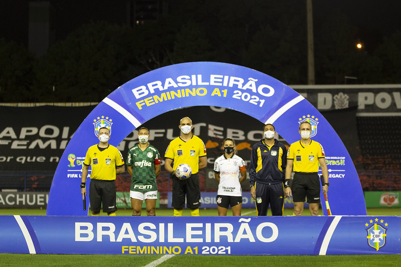 Palmeiras goleia São José e mantém liderança do Brasileirão Feminino