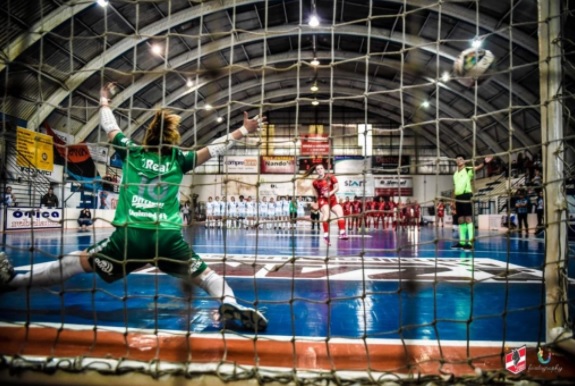 Reformulado, torneio de futsal terá transmissão na TV e internet -  Dibradoras