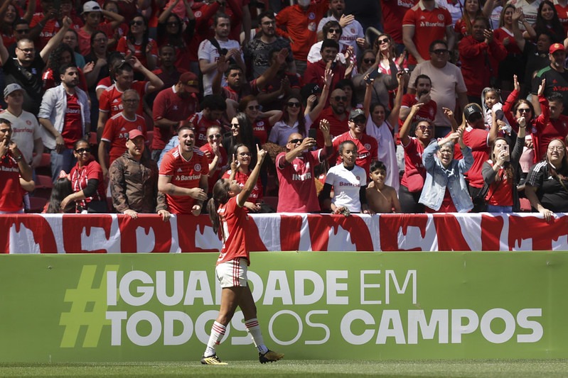 Com premiação recorde, vai começar o maior Paulista feminino de todos os  tempos - Dibradoras