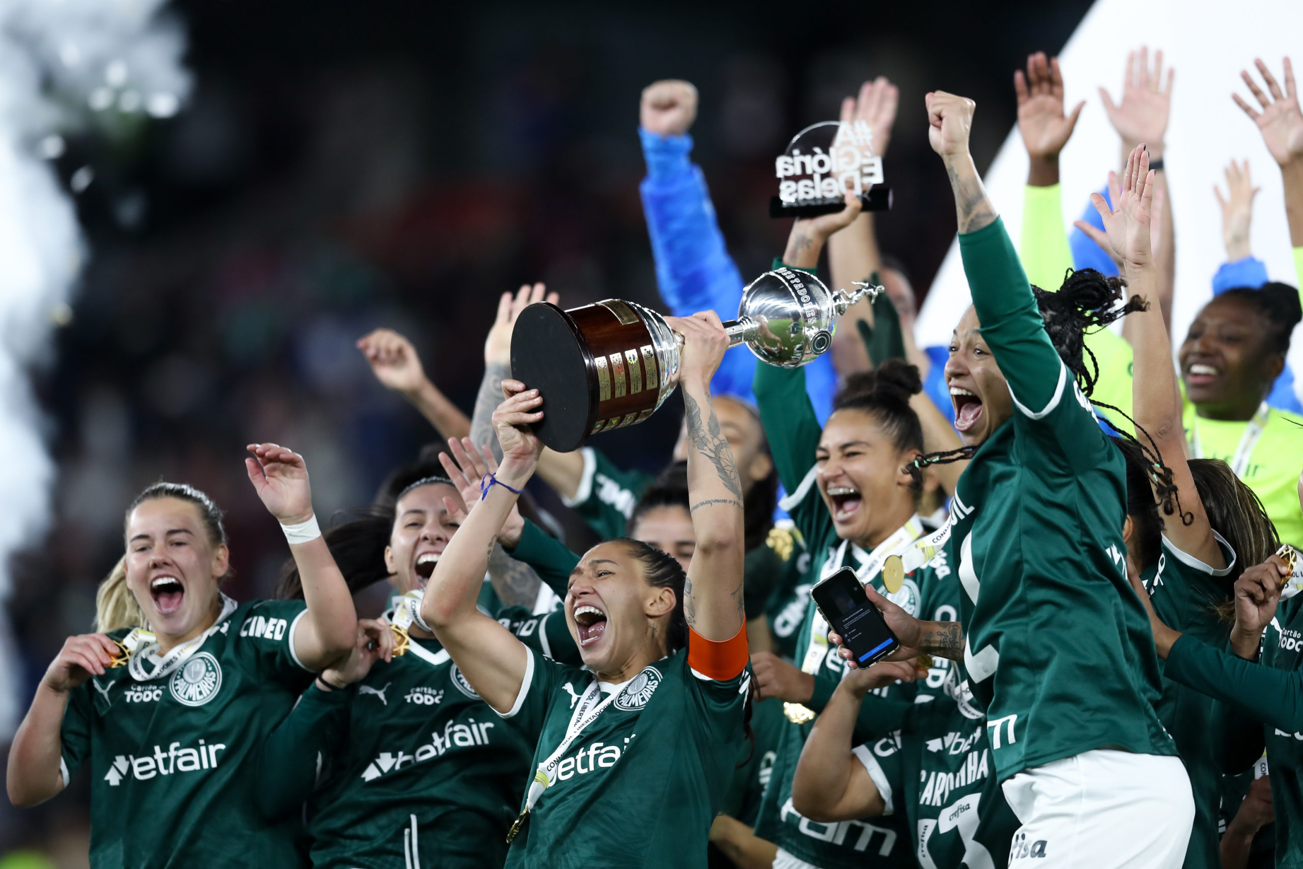 Sereias da Vila voltam a vencer São Paulo e avançam à grande final do  Campeonato Paulista Feminino - Santos Futebol Clube