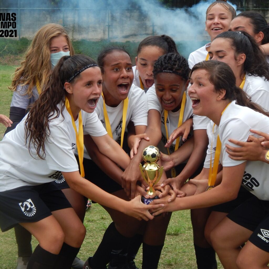 Projeto COT que ajuda jovens jogadores a alcançar seus sonhos