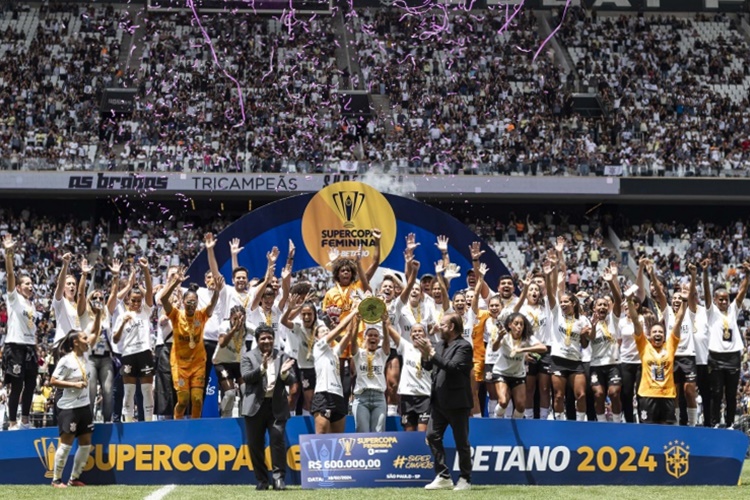 Corinthians campeão da Supercopa Feminina 2024 Foto: Staff Images / CBF