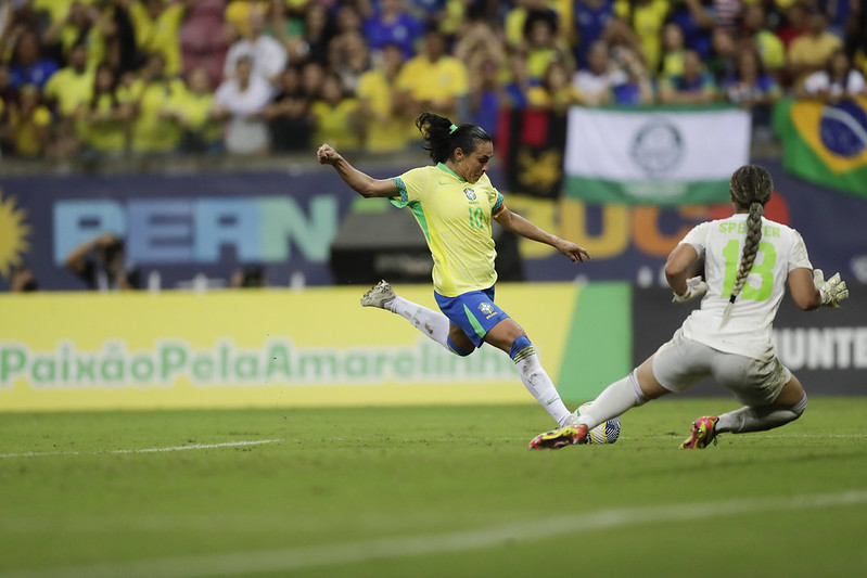 Marta marca golaço em amistoso entre Brasil e Jamaica. Foto: Lívia Villas Boas / CBF