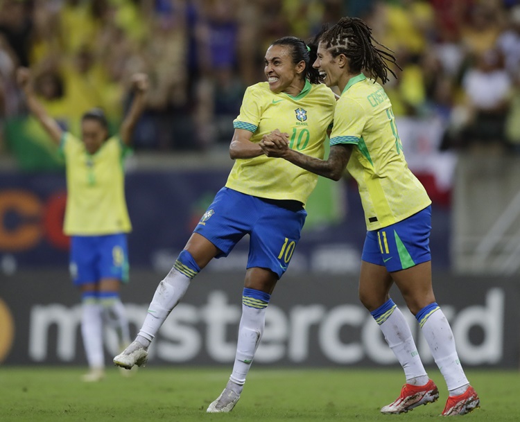 Marta e Cristiane. Foto: Lívia Villas Boas/CBF
